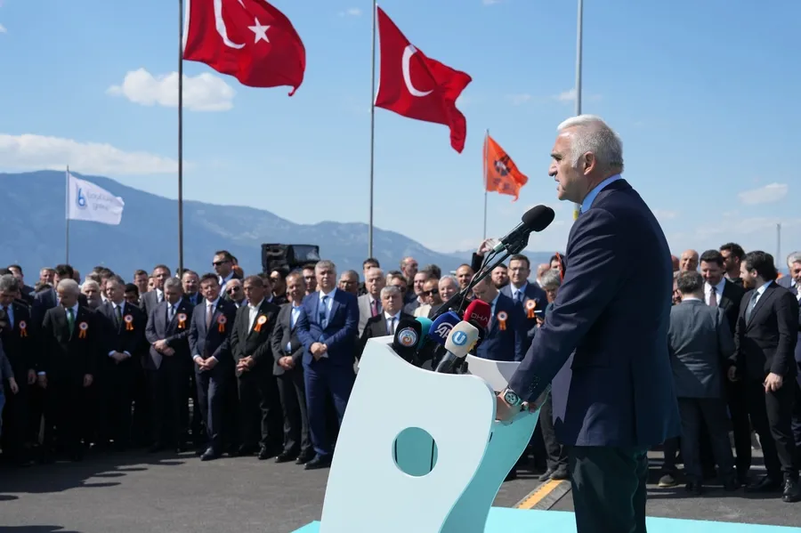 antalya-trafigine-nefes-turizme-dev-destek-altinkale-kavsagi-hizmete-girdi-1775831863858.jpeg Kültür ve Turizm Bakanı Mehmet Nuri Ersoy
