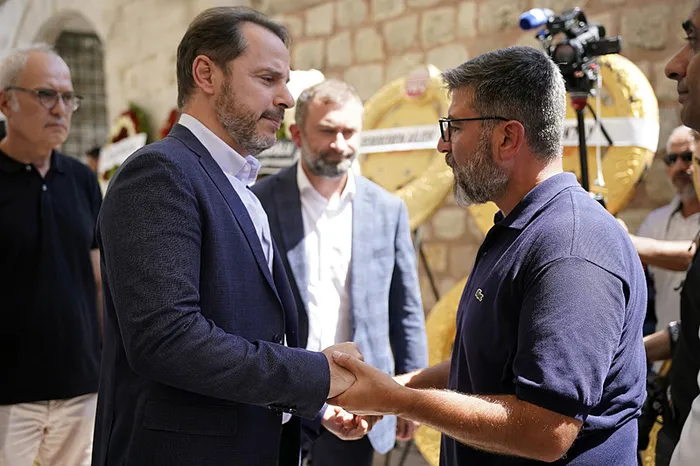 motosiklet-federasyonu-baskani-bekir-yunus-ucar-hayatini-kaybetti-son-yolculuguna-ugurlandi-bekir-yunus-ucar-k-1724675426707.jpg Motosiklet Federasyonu Başkanı Bekir Yunus Uçar hayatını kaybetti! Son yolculuğuna uğurlandı | Bekir Yunus Uçar kimdir? - 2