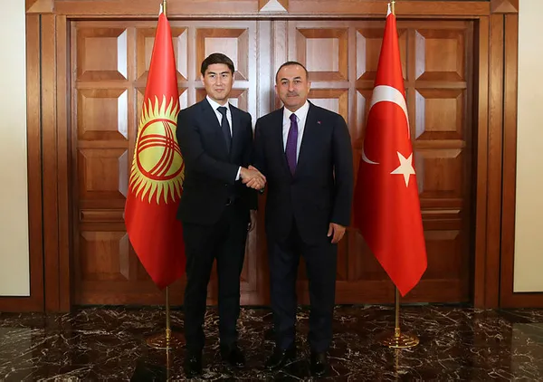 Mevlüt Çavuşoğlu’ndan Batı’ya ’İstanbul’ yanıtı