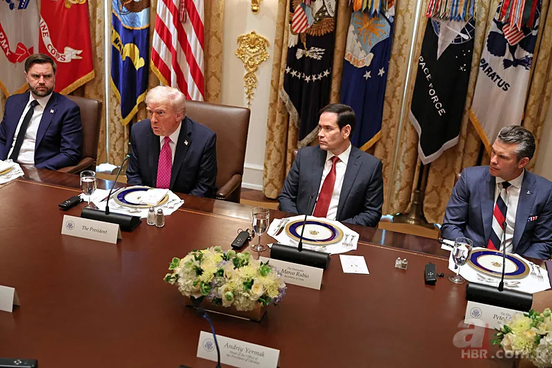 Trump-Zelenskiy görüşmesinde küfürler havada uçuştu! "Kabul edin yoksa Rusya sizi yok eder!" 12