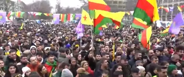 Koalisyonun 7. ortağı Almanya’da PKK etkinliğine katıldı! HDP’li Sezai Temelli seçimler üzerinden teröristbaşı Öcalan’a selam gönderdi