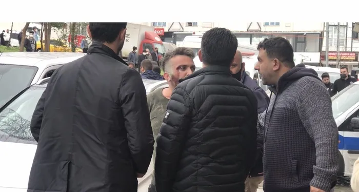Son dakika: İstanbul Esenyurt’ta kılıçlı pompalı tüfekli kavga! Yaralılar var - 2