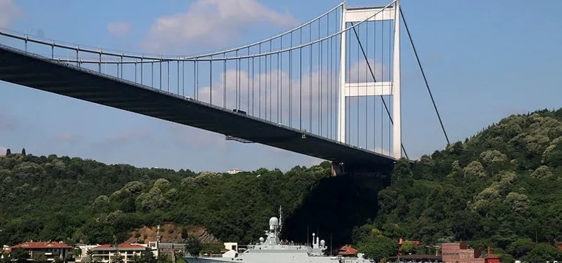 Son dakika: Rus savaş gemisi Boğaz'dan geçti