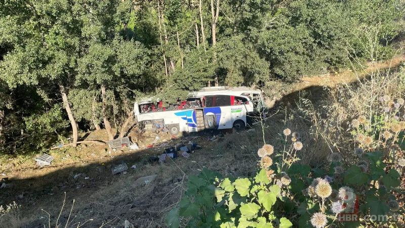 Yozgat'ta katliam gibi kaza! Yolcu otobüsü şarampole uçtu: 12 ölü, 19 yaralı | Kimlikleri belli oldu 19