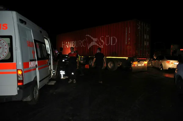 Son dakika: Muğla'da feci kaza | Otomobil ile tır çarpıştı: 1 ölü 3 yaralı - 4