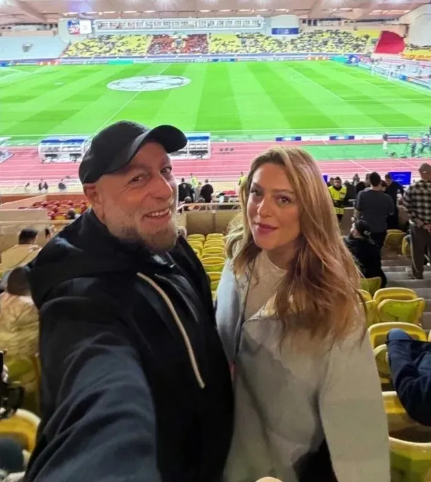 bebek-otel-operasyonu-asiklari-vurdu-istifa-mektubu-madridden-geldi-1771395089109.jpeg Erol Özmandıracı ve sevgilisi Elif Akbaş