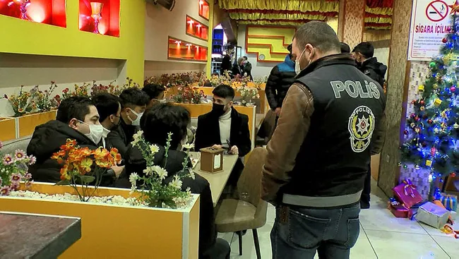 İstanbul’da İran uyrukluların 'Şeb-i Yelda' buluşmasına polis baskını - 10