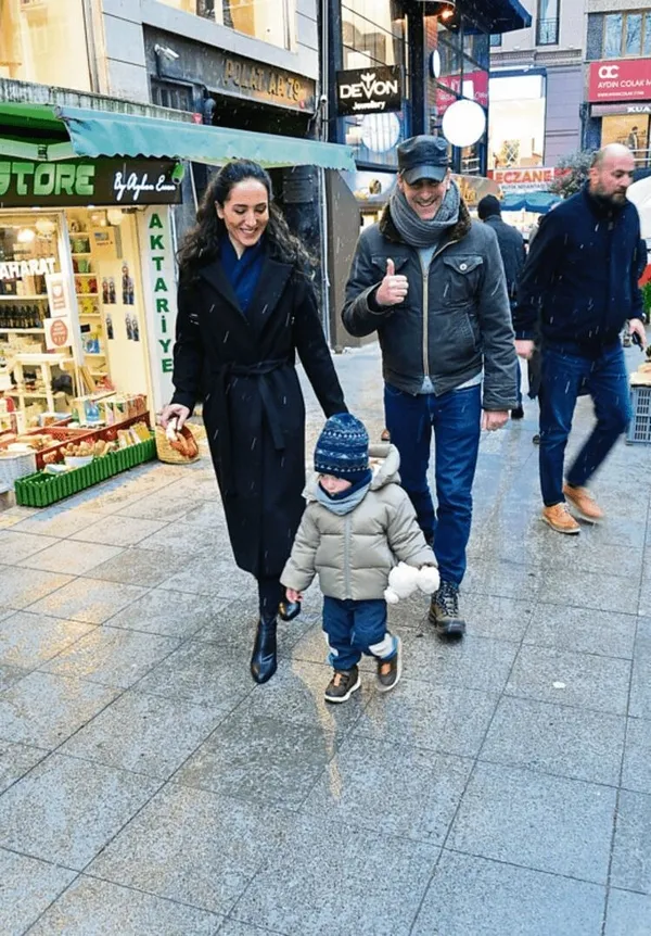 Bekir Aksoy ve eşi Beyoğlu’ndaki patlamada ölümden döndü! Her şeye şahit olduk