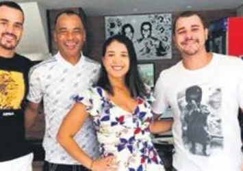 Cafu evlat acısı ile sarsıldı