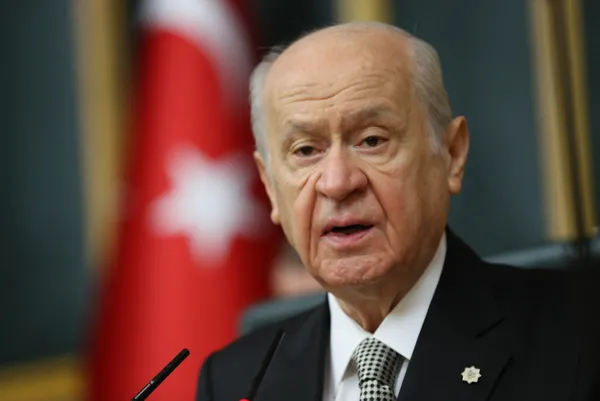 son-dakika-mhp-lideri-devlet-bahceliden-chpye-tezkere-tepkisi-1635415715989.jpg Son dakika: MHP lideri Devlet Bahçeli'den CHP'ye tezkere tepkisi - 2