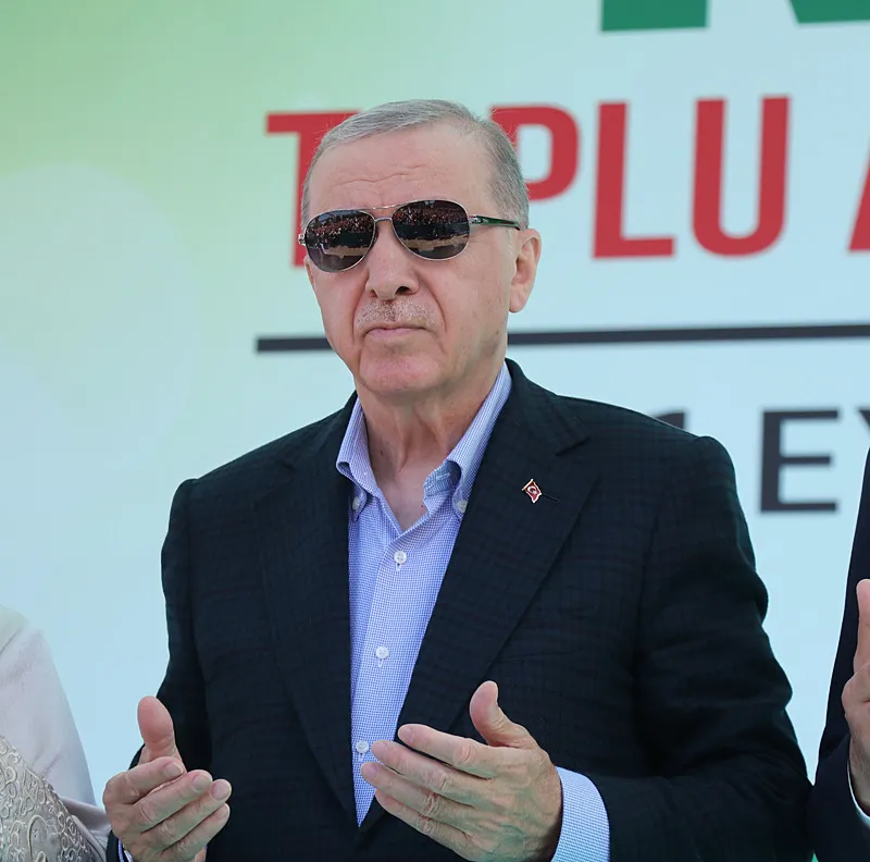 baskan-erdogandan-rizede-teskilata-mesaj-yorulmadan-kosturmaya-devam-1789136191965.jpg Başkan Erdoğan’dan Rize’de teşkilata mesaj: Yorulmadan koşturmaya devam - 3