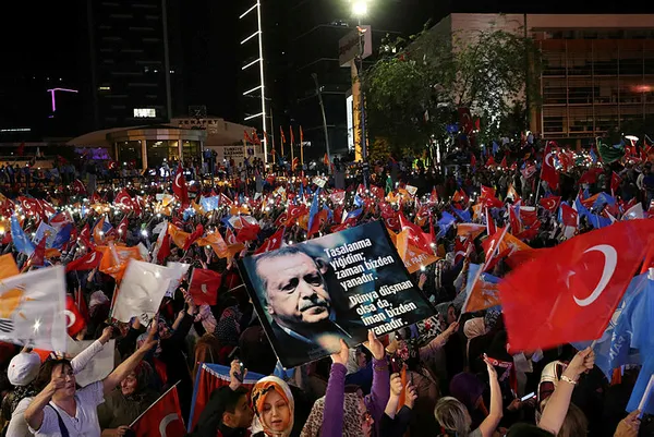 1684433959197.jpg HDPKK Kılıçdaroğlu için her yolu deniyor! İç savaş sözleri sonrası şimdi de darbe çığırtkanlığı - 1
