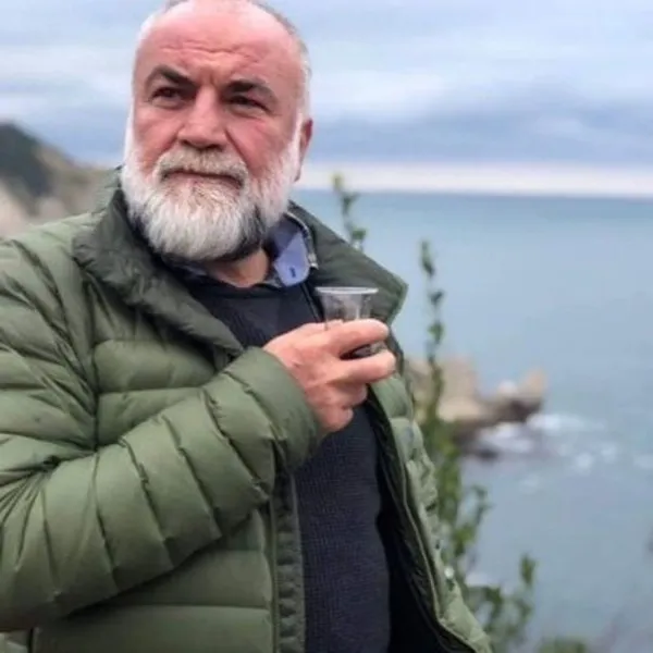 gungor-arslan-kimdir-kac-yasindaydi-silahli-saldirida-hayatini-kaybeden-gungor-arslan-kim-1645336612315.jpg Güngör Arslan kimdir, kaç yaşındaydı? Silahlı saldırıda hayatını kaybeden Güngör Arslan kim? - 2