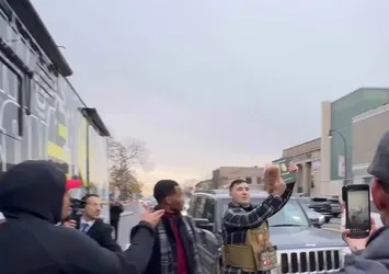 ABD'de müslüman karşıtlarından alçak girişim! Kur'an-ı Kerim yakmaya çalıştılar