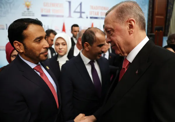 baskan-erdogandan-14-mayis-mesaji-dalga-dalga-buyuyen-zaferin-ayak-sesleri-dikkat-ceken-abd-buyukelcisi-flake-1680634990600.jpg