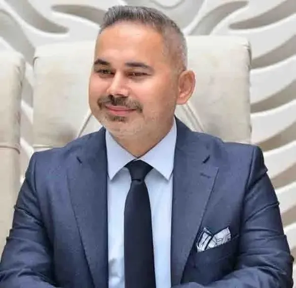 CHP’li yönetici Ersin Şentürk zehir zemberek sözlerle istifa etti: Adayları dolar dolu poşetler belirledi