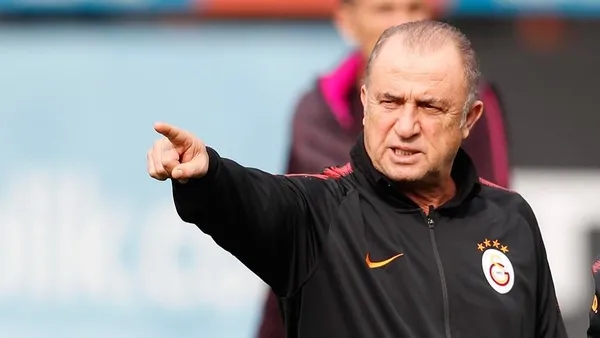 galatasaray-teknik-direktoru-fatih-terim-hastaneye-yatirildi-bel-fitigi-nedeniyle-tecrubeli-hocaya-tedavi-uygulanacak-1638894199525.jpg Galatasaray Teknik Direktörü Fatih Terim hastaneye yatırıldı: Bel fıtığı nedeniyle tecrübeli hocaya tedavi uygulanacak - 3