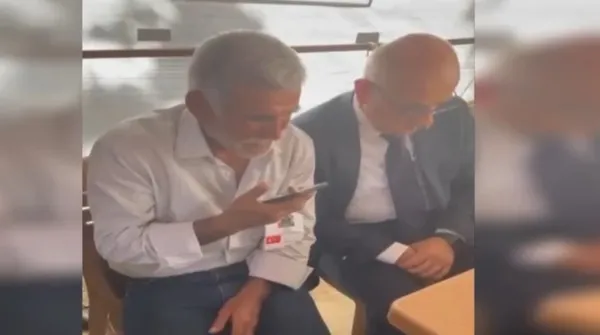 son-dakika-baskan-erdogandan-sehit-ailelerine-bassagligi-mesaji-1650719281384.jpg Son dakika: Başkan Erdoğan'dan şehit ailelerine başsağlığı mesajı - 1