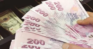 Emekliye maaş ödemesi başladı