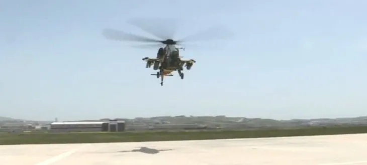 Son dakika: ATAK helikopterinden 19 Mayıs için özel uçuş |Video