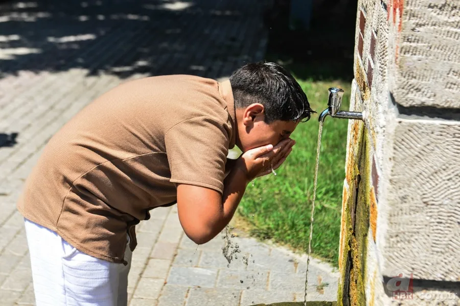 Hafta sonu hava nasıl olacak? Sağanak yağışlar ülkeyi terk ediyor: Eyyam-ı bahur sıcakları geri geliyor! O bölgede sıcaklık 55 dereceye çıktı 3