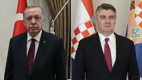 baskan-erdogandan-kritik-temas-tunus-cumhurbaskani-ile-gorustu-1627936016576.jpg Başkan Erdoğan'dan kritik temas: Tunus Cumhurbaşkanı ile görüştü - 4