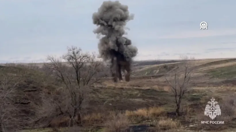 Kazı sırasında bulundu! 2. Dünya Savaşı'ndan kalma 250 kiloluk bomba böyle imha edildi