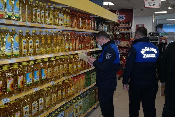 Son dakika: Zincir marketlere fahiş fiyat ve stokçuluk cezası! Ticaret Bakanlığı harekete geçti