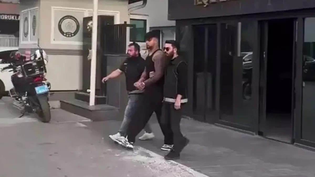 Havhav şarkısıyla ünlenen rapçi Lvbel C5'in tutuklandığı anlar ortaya çıktı