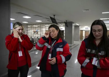 Onlar mutlu sonların kahramanıydı bu kez öyle olmadı! UMKE gönüllüsü ebelerin aklı deprem bölgesinde kaldı