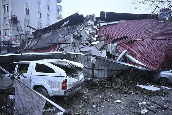 Yabancı uzmanlar değerlendirdi: İngiltere ikiye bölünürdü! Türkiye’deki depremin eşi benzeri yok