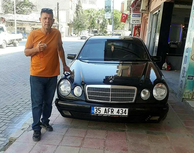 24-yasindaki-melikenin-aci-sonu-katil-sevgili-intihar-etti-melikenin-babasi-da-2si-esi-3-kadini-oldurmus-1705686520345.jpg 24 yaşındaki Melike'nin acı sonu | Katil sevgili intihar etti! Melike'nin babası da 2'si eşi 3 kadını öldürmüş