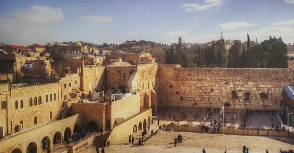 İsrail’den skandal hareket! Fotoğraftan Kubbet-üs Sahra photoshopla çıkarıldı