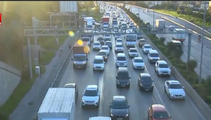 İstanbul'da sabah trafiği! İşte trafik yoğunluk haritasında son durum - 2