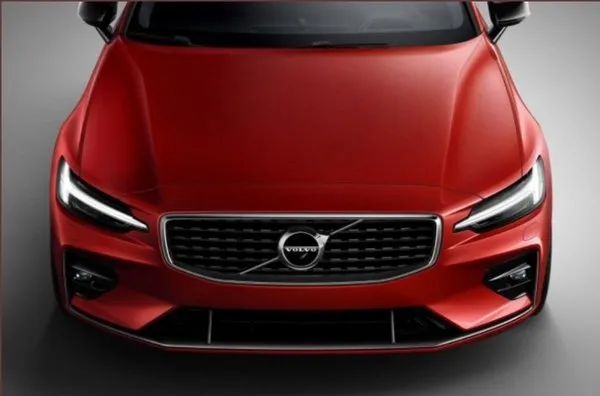 Volvo S60 fiyat | Merakla beklenen otomobil Türkiye’ye geliyor