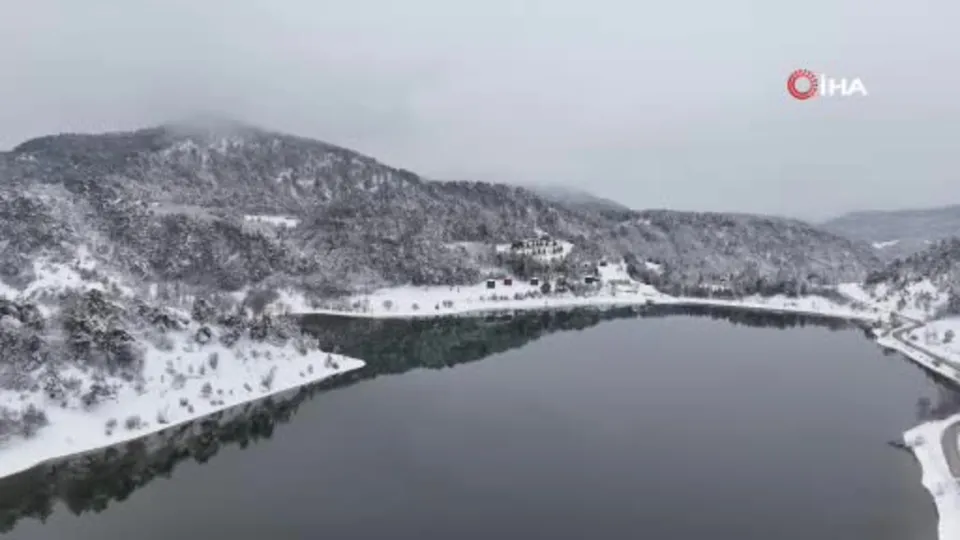 Çubuk Gölü’nde kış güzelliği