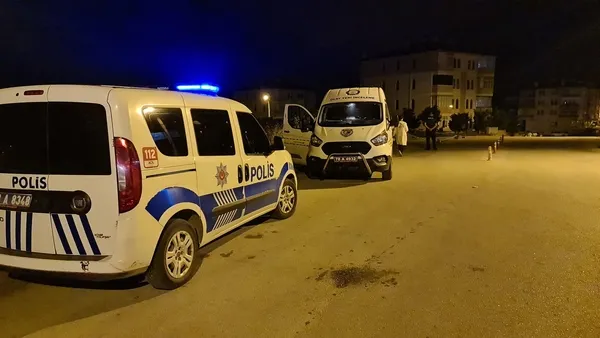 karabukte-dehsete-dusuren-olay-kardes-kardese-bicak-cekti-1657714655623.jpg Karabük’te dehşete düşüren olay! Kardeş kardeşe bıçak çekti - 1