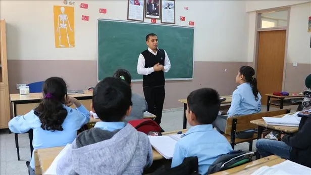 ekpss-kura-tarihi-ertelendi-mi-2022-ekpss-engelli-memur-atamalari-ne-zaman-yapilacak-yerlestirme-sonuclari-1644242406648.jpg EKPSS kura tarihi ertelendi mi? 2022 EKPSS engelli memur atamaları ne zaman yapılacak? Yerleştirme sonuçları... - 4