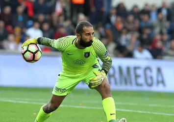 Volkan Babacan Beşiktaş'ta! Kartal yeni kalecisini buldu
