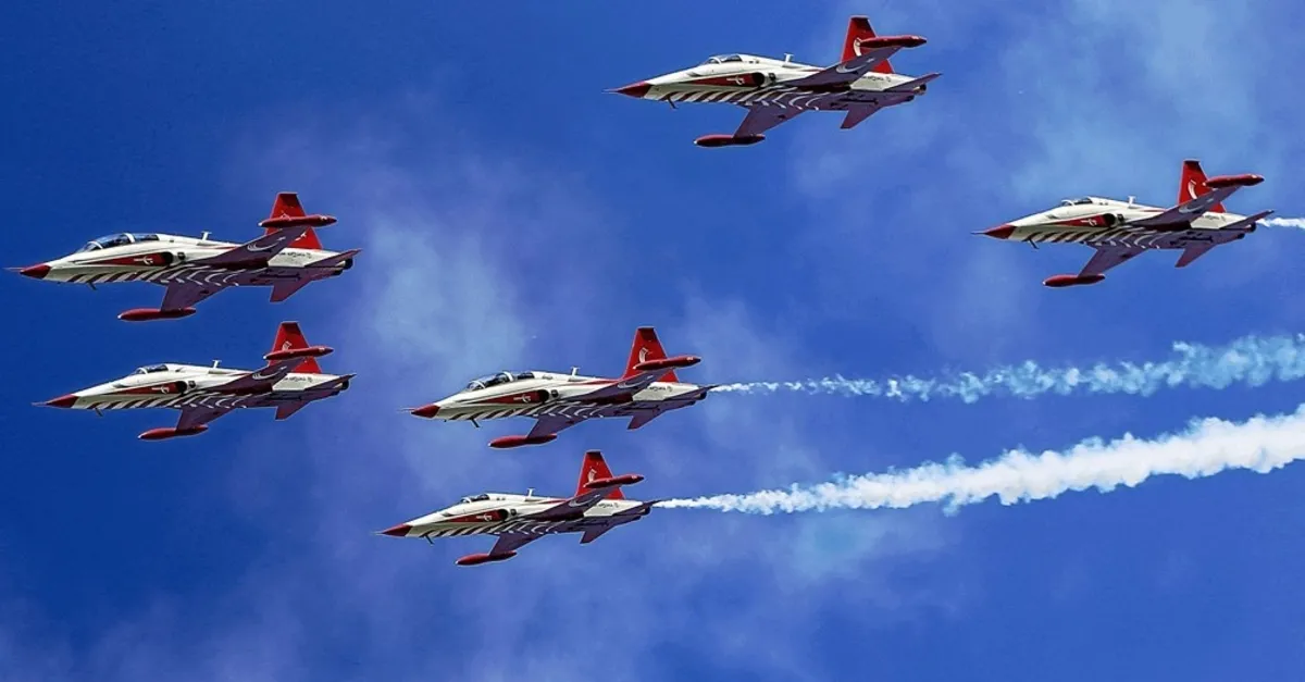 Türk Yıldızları kurulalı 30 yıl oldu