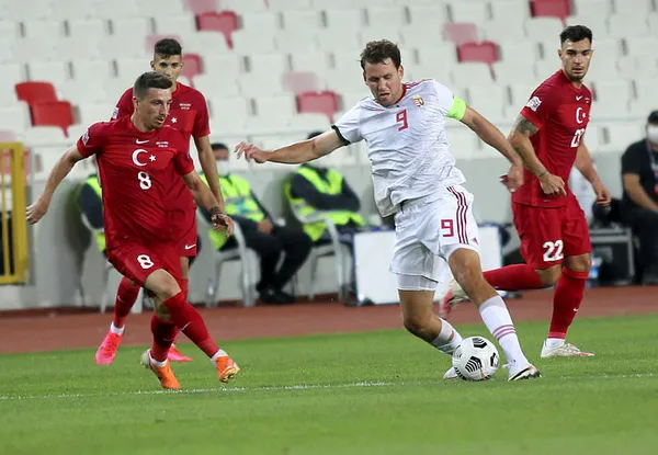 Son dakika: Mert Hakan Yandaş milli takım aday kadrosundan çıkarıldı - 1