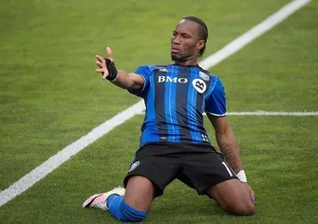 Drogba'dan futbola "devam" kararı