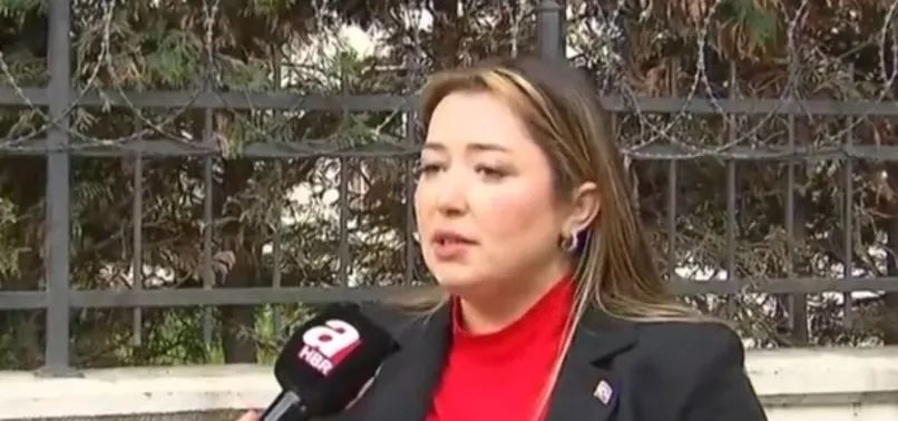 Terörden kaydı olan bir kişi Muhtarlık Müdürlüğü'nde işe alındı! İBB kimlik bilgilerini deşifre ettiği kadın muhtar suç duyurusunda bulundu