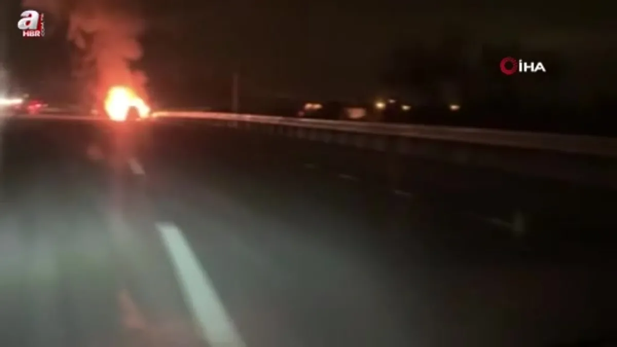 Ankara'da seyir halindeki araç alev topuna döndü