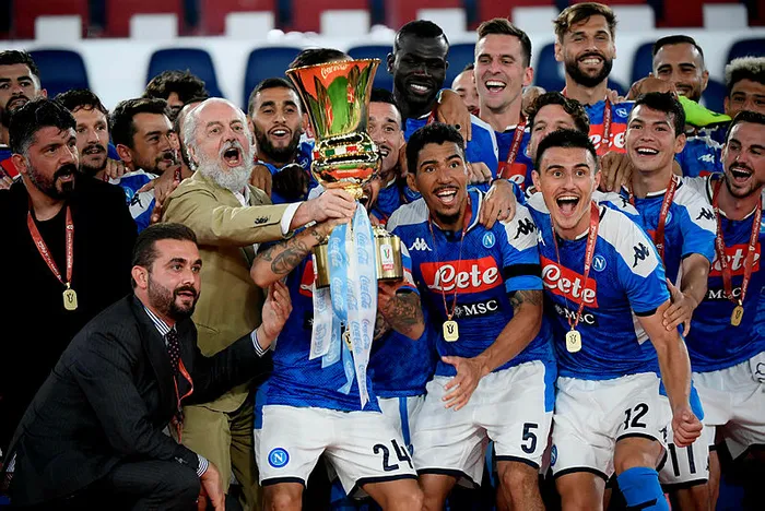 Juventus'u yenen Napoli İtalya Kupası'nı kazandı - 1