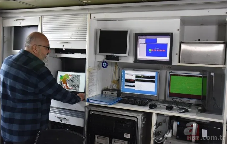 Sismik araştırmalar ortaya çıkardı! Çok sayıda yeni fay varlığı: Diğerlerinden farklılık gösteriyor... İstanbul'da hangi ilçeler riskli? 7