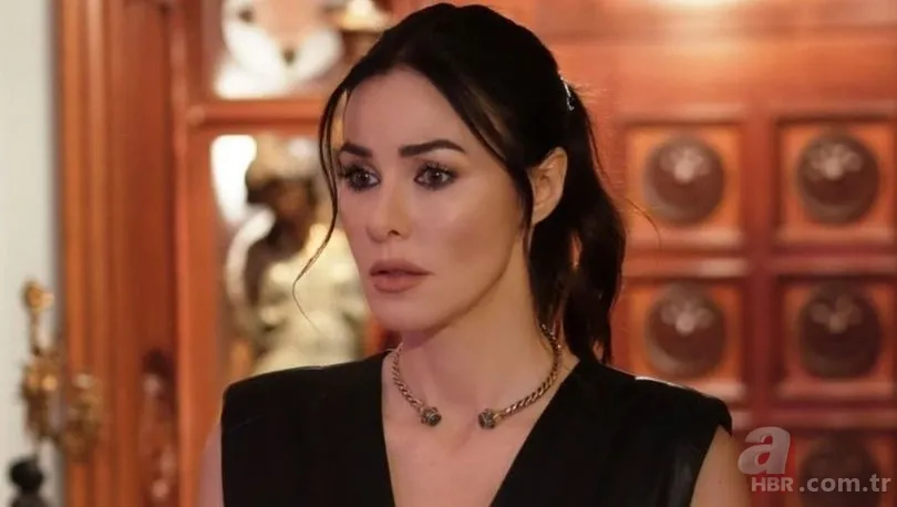 Defne Samyeli’den aşk bombası! Serdar Bilgili ile fena yakalandı 6