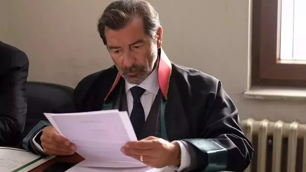 yargi-yekta-oldu-mu-diziden-ayriliyor-mu-yargi-dizisi-ugur-polat-kimdir-diziden-ayrildi-mi-1701671273652.jpeg Yargı YEKTA öldü mü, diziden çıktı mı? Yargı dizisi Uğur Polat kimdir, diziden ayrıldı mı? - 3