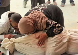Katil İsrail'den Gazze Şeridi'ne saldırı