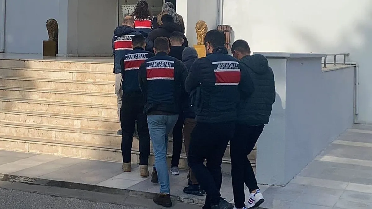 Manisa'da PKK-KCK operasyonu! 6 gözaltı